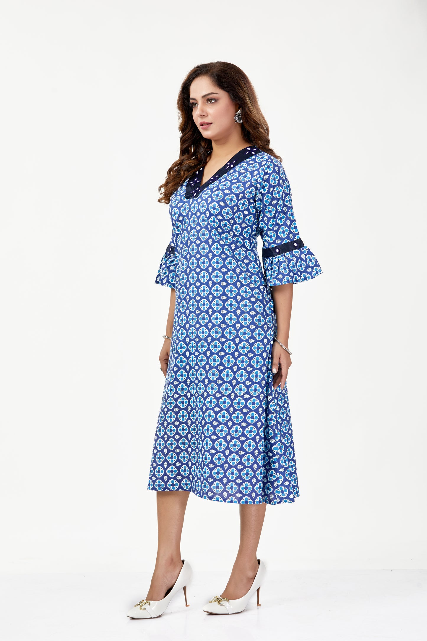 NavTarang – Blue Flower Dress