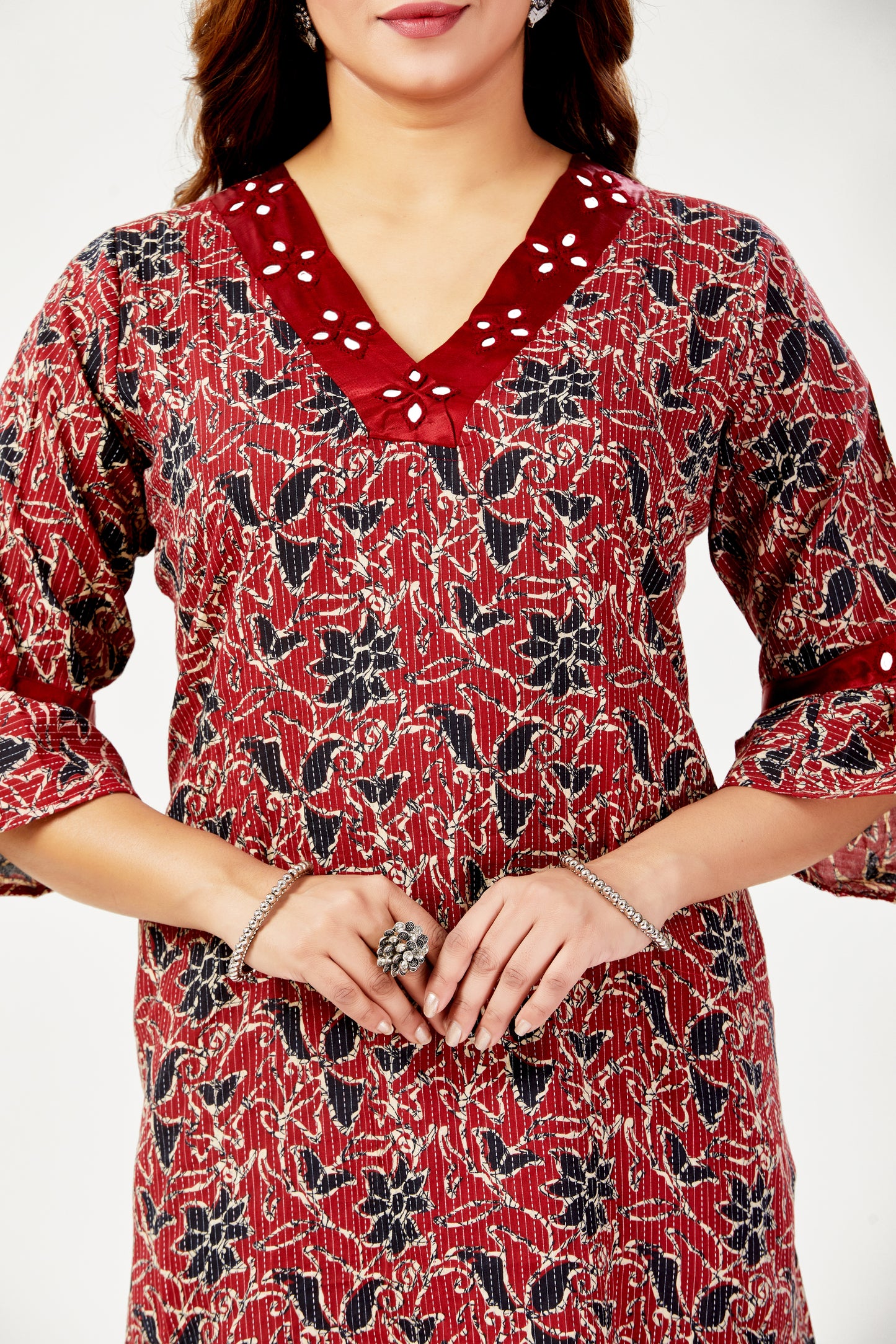 NavTarang – Red Flower