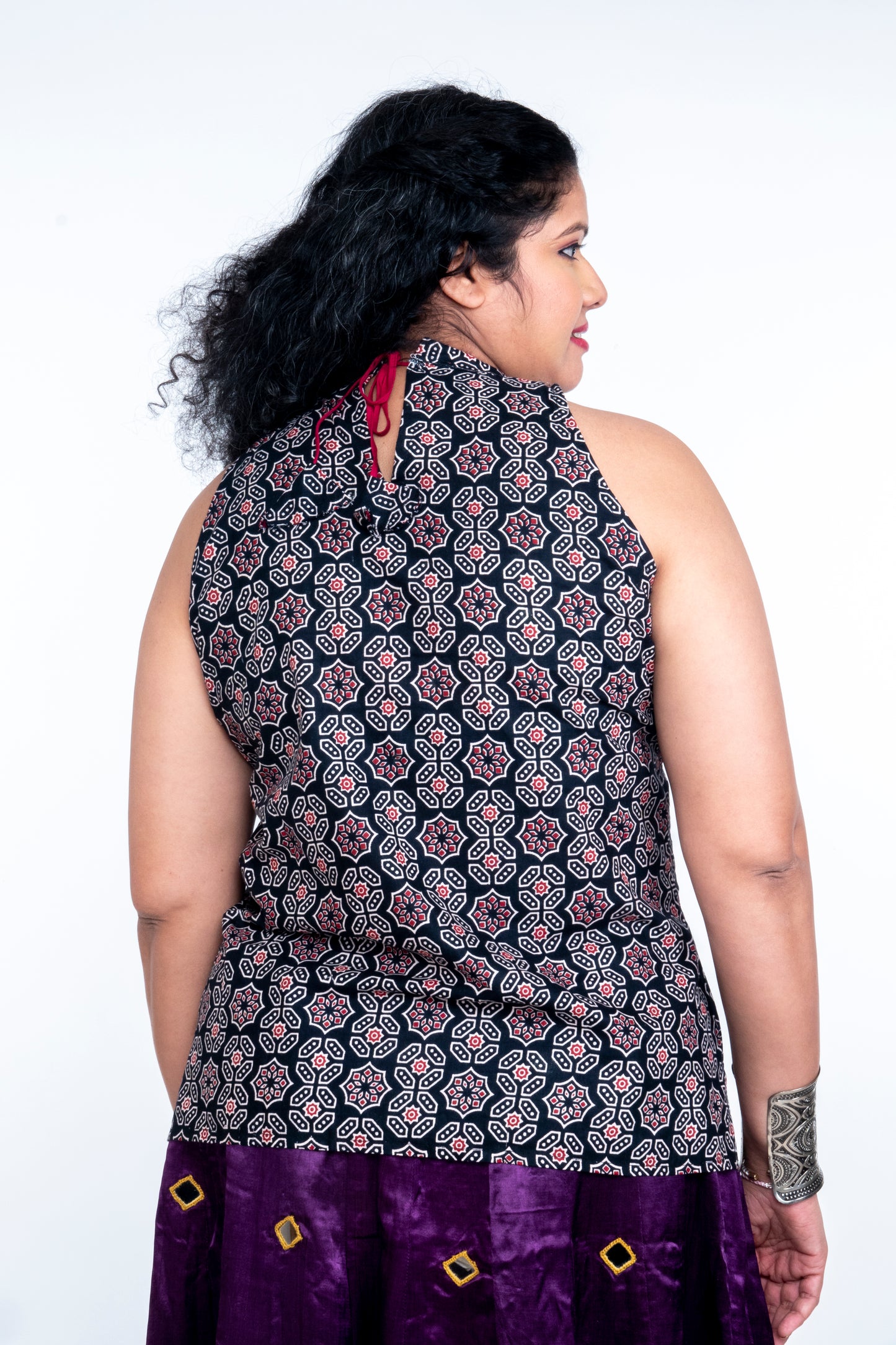 Kaveri - Short Halter Neck Top - Black
