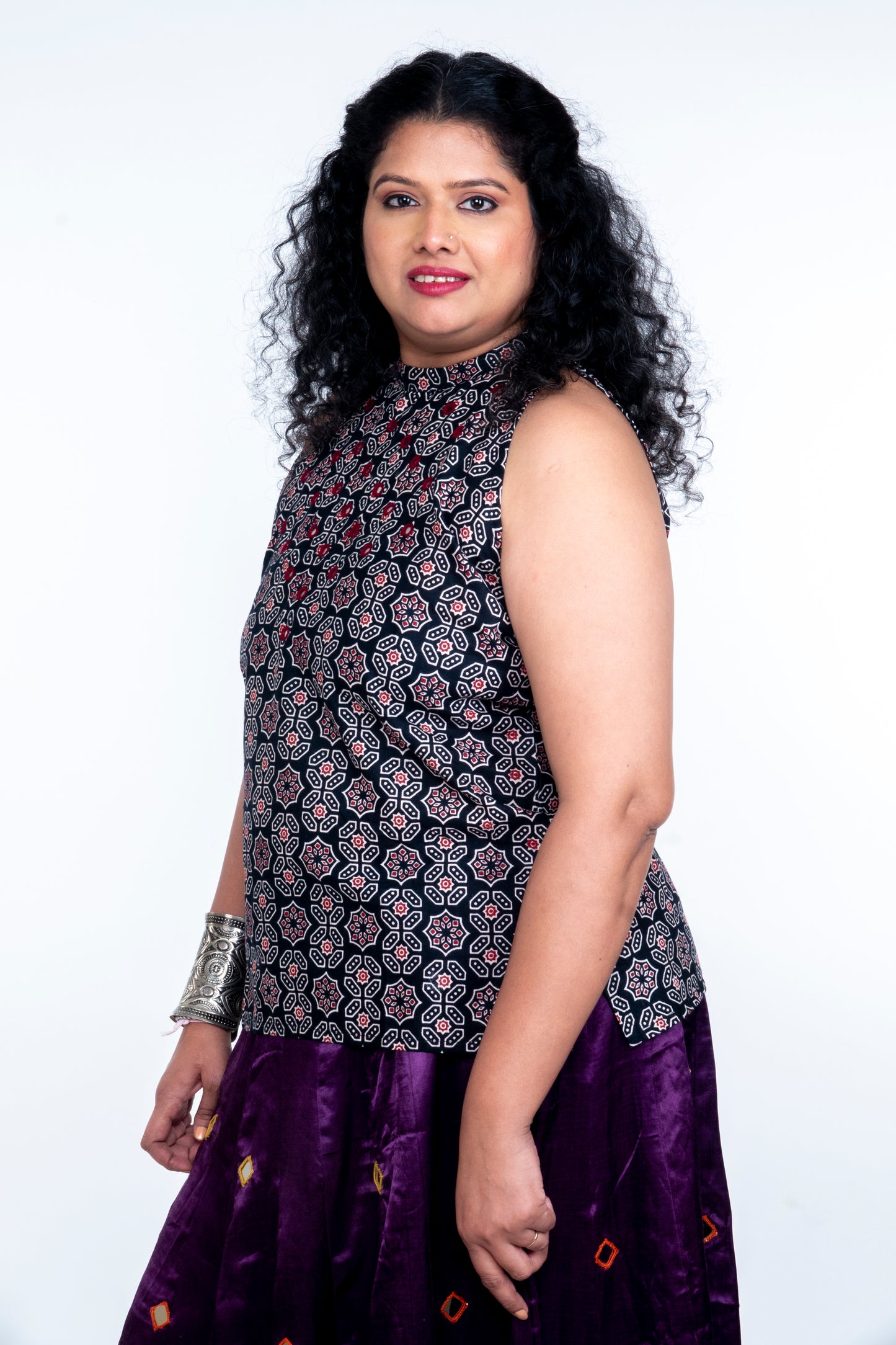 Kaveri - Short Halter Neck Top - Black