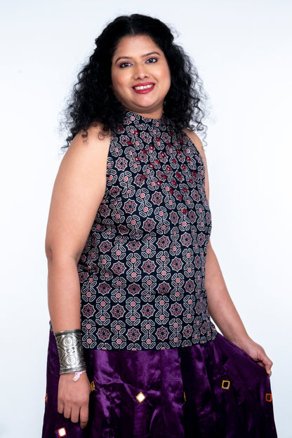 Kaveri - Short Halter Neck Top - Black
